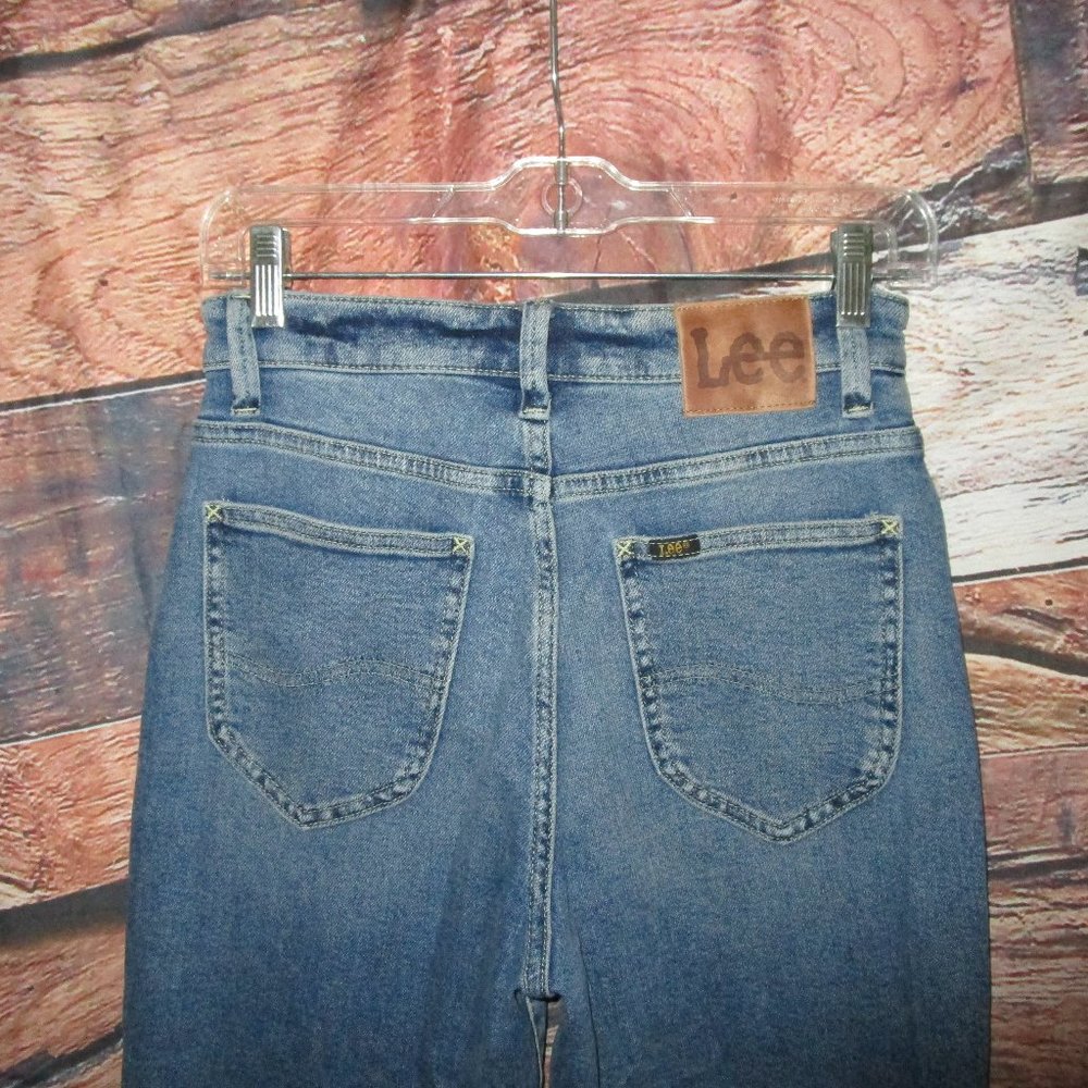 Lee Vintage Modern 28 Bell Bottom Flare Jeans NWT - Picture 16 of 16